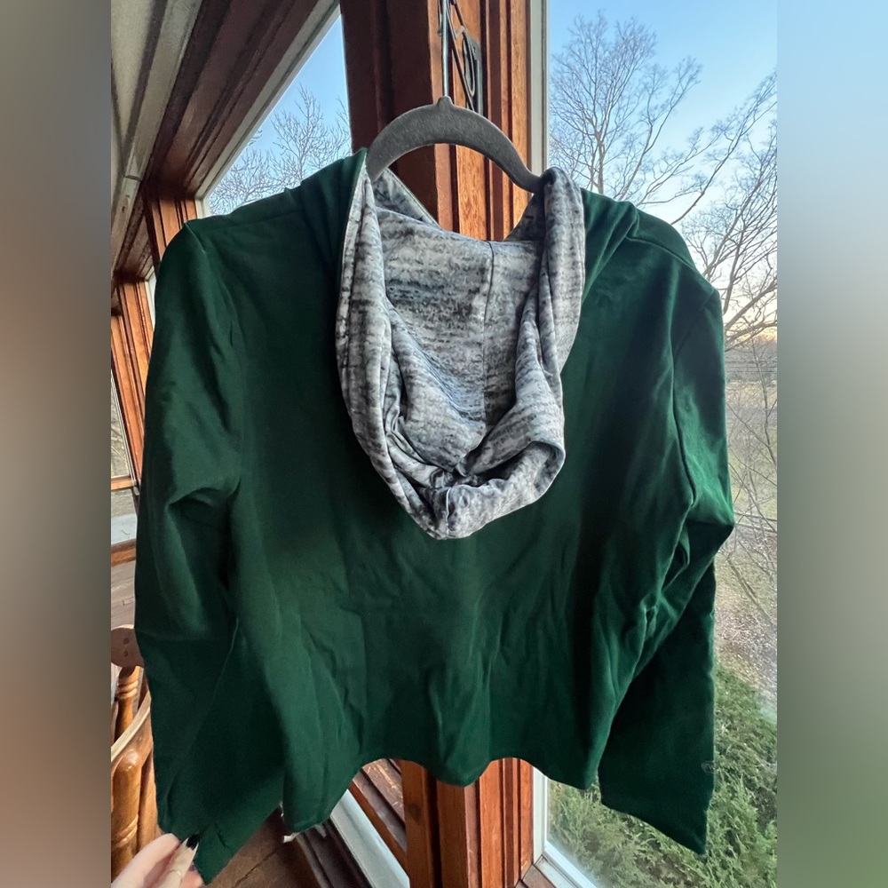 Maven Thread Hoodie